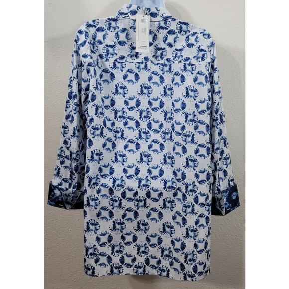 Chico's Blue Tie Dye Shells Henley No Iron Top 2 Large Lightweight New With Tags - Picture 3 of 8